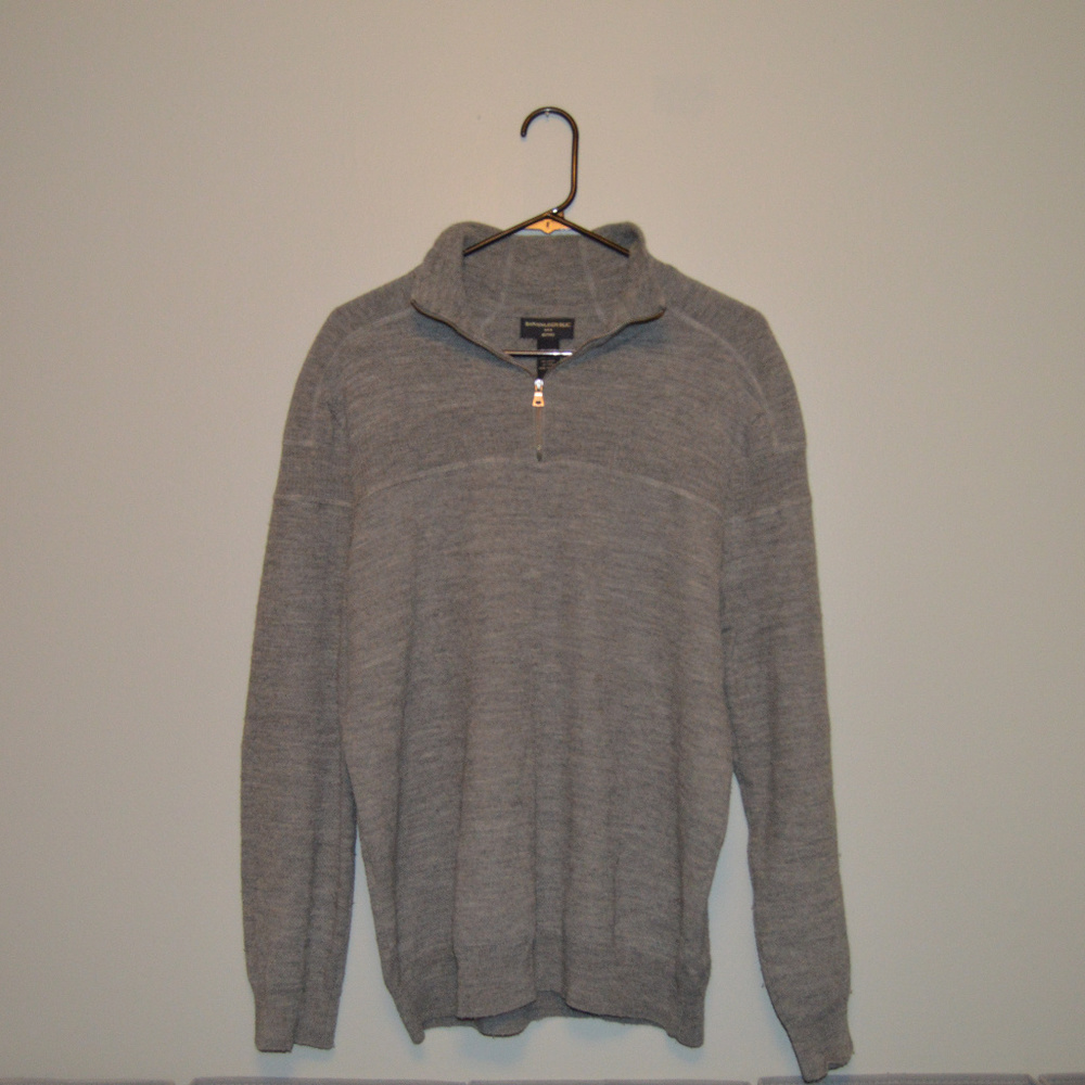 Banana Republic Grey Pullover